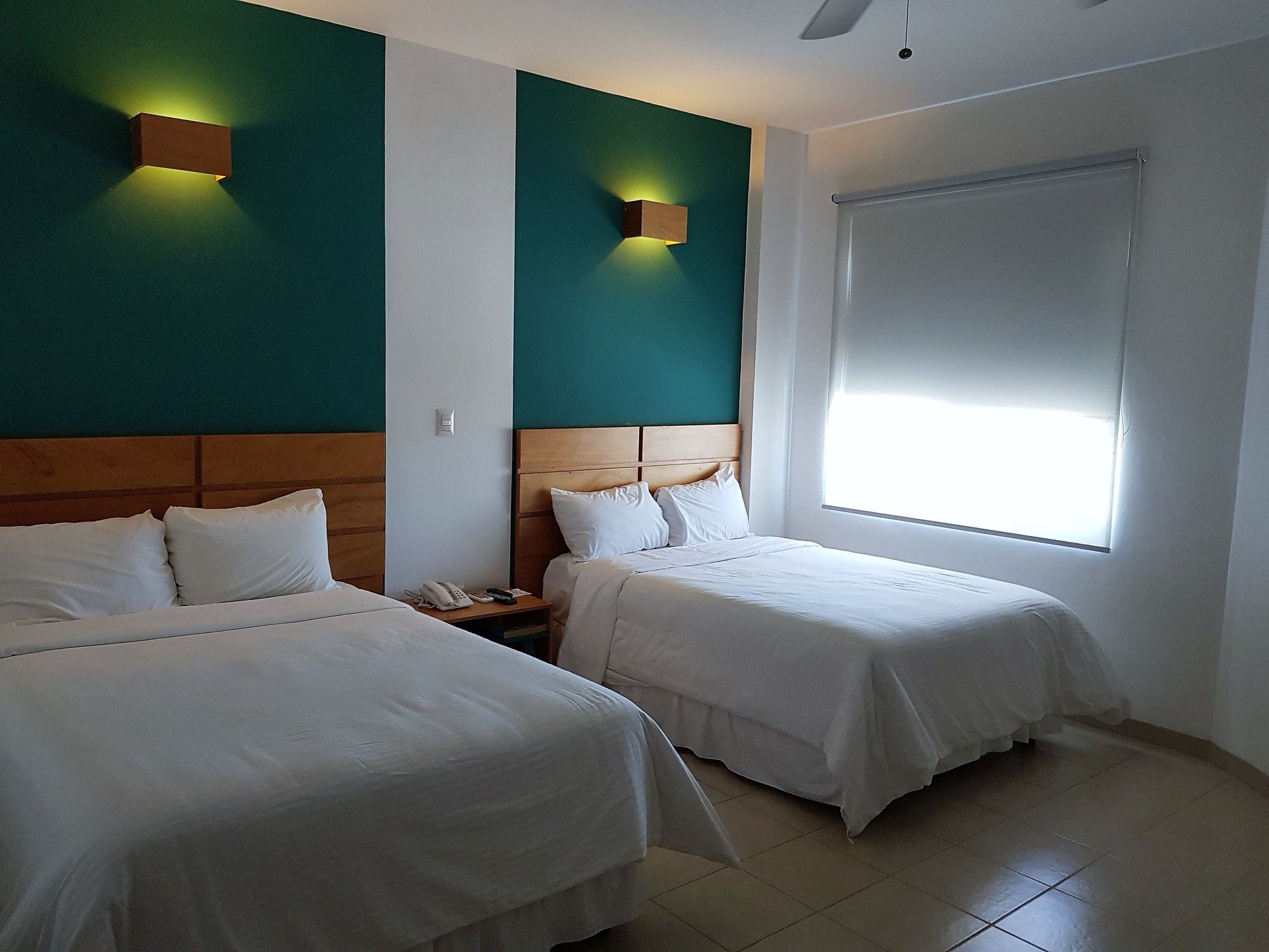 Hotel Residencias Inn ซาลามานกา ภายนอก รูปภาพ