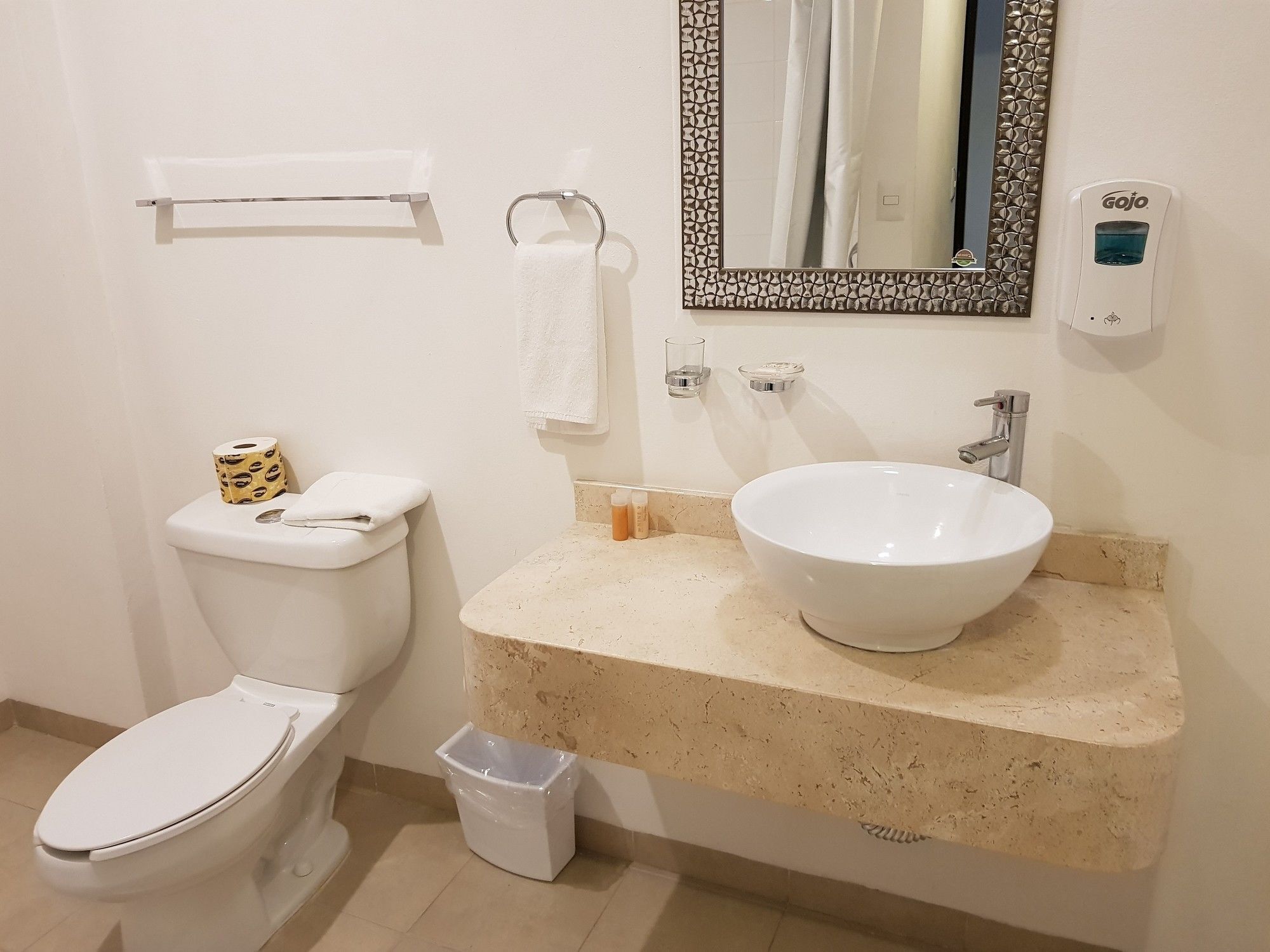 Hotel Residencias Inn ซาลามานกา ภายนอก รูปภาพ
