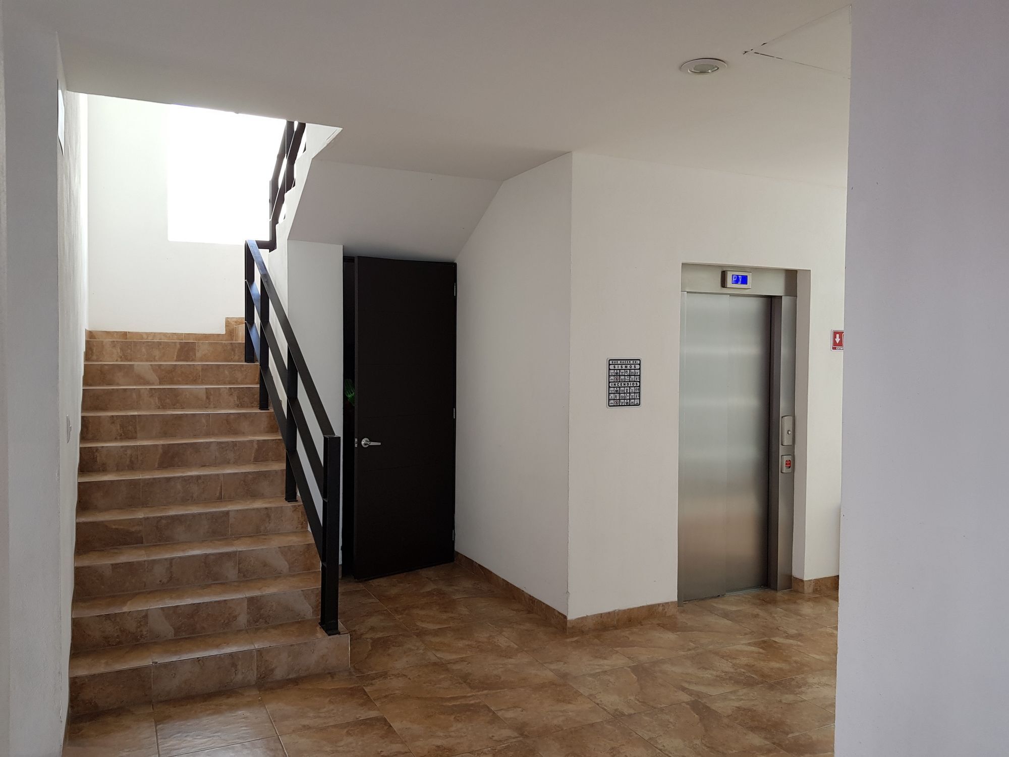 Hotel Residencias Inn ซาลามานกา ภายนอก รูปภาพ