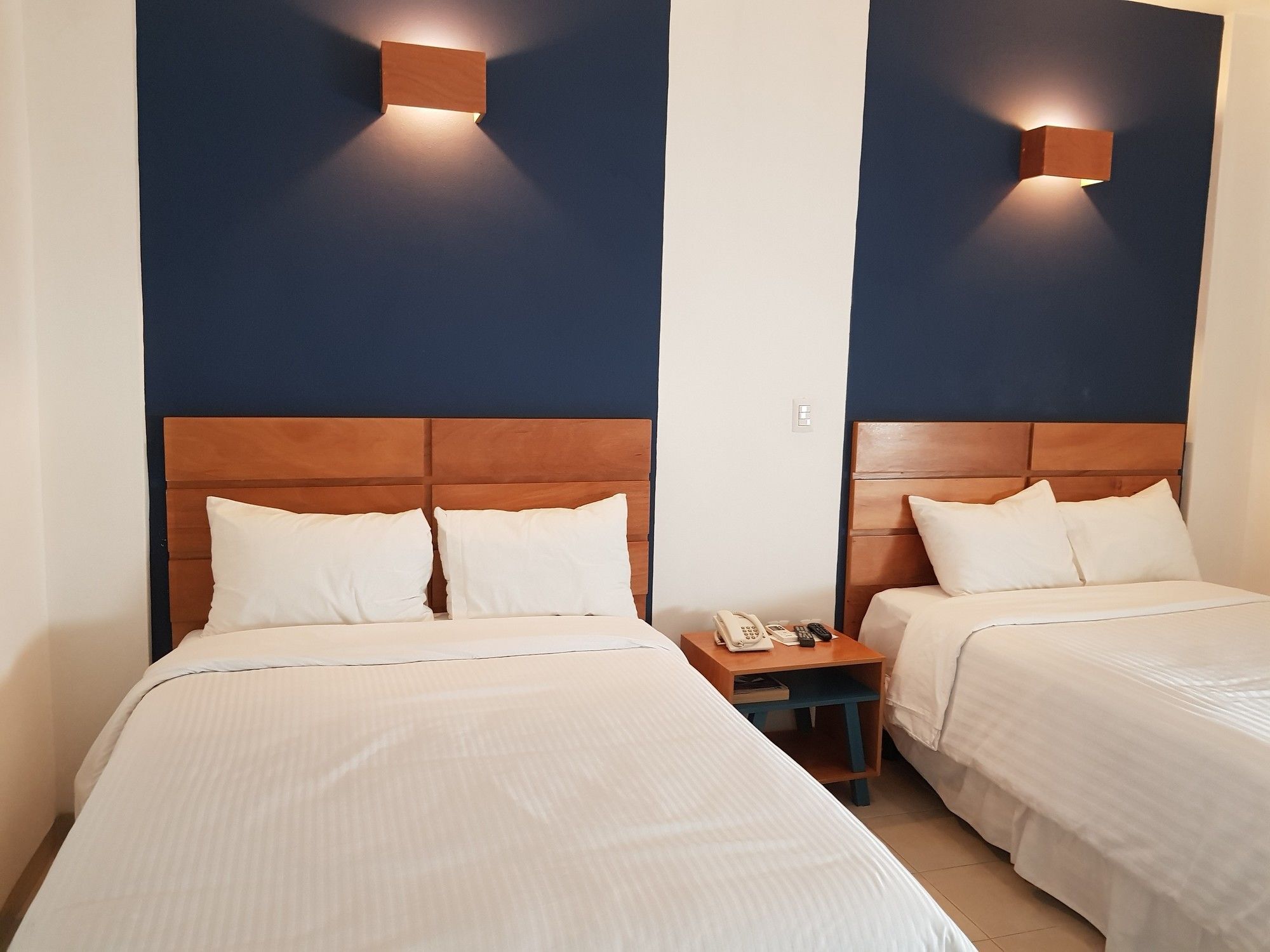 Hotel Residencias Inn ซาลามานกา ภายนอก รูปภาพ