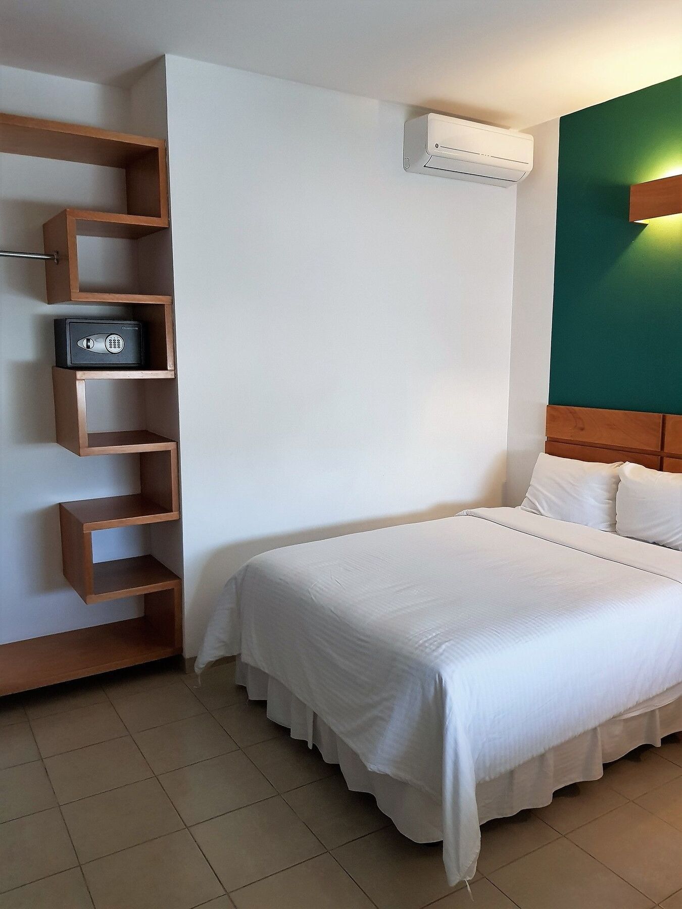 Hotel Residencias Inn ซาลามานกา ภายนอก รูปภาพ